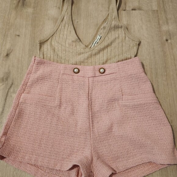 Shein Shorts (2) and Abercrombie & Fitch T top Bundle - Picture 6 of 6